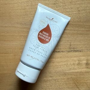 Young Living Charcoal Mask 2.5 oz / 71 g – New